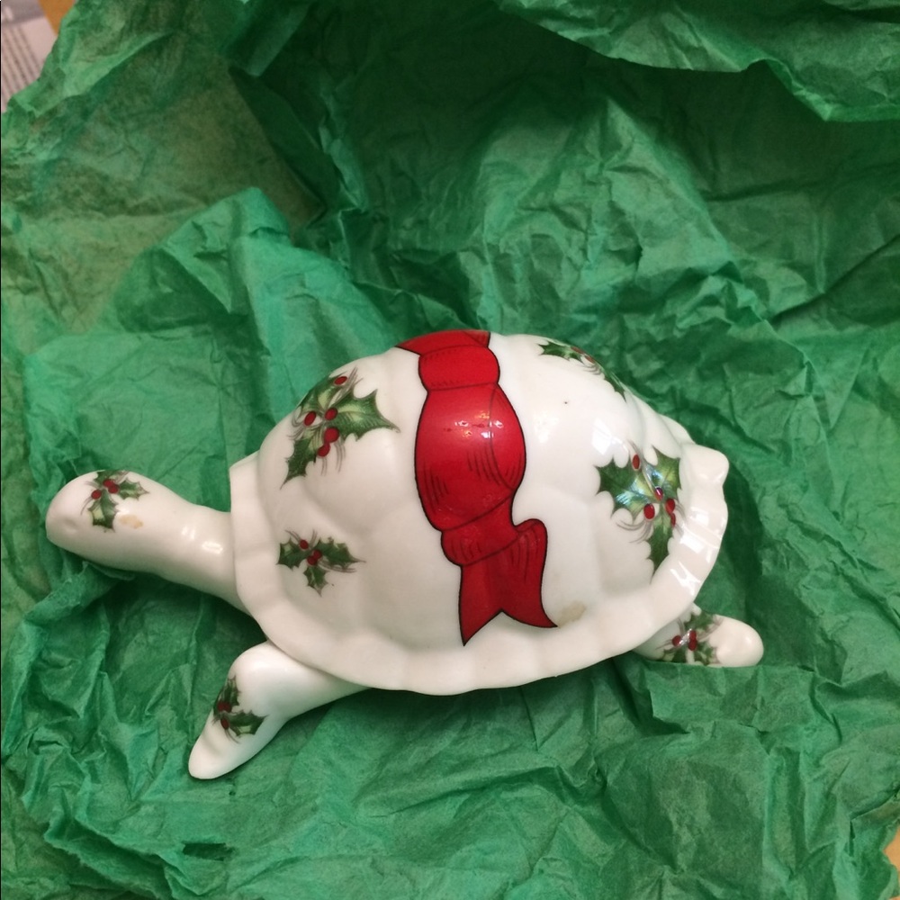 Mann turtle Christmas trinket box